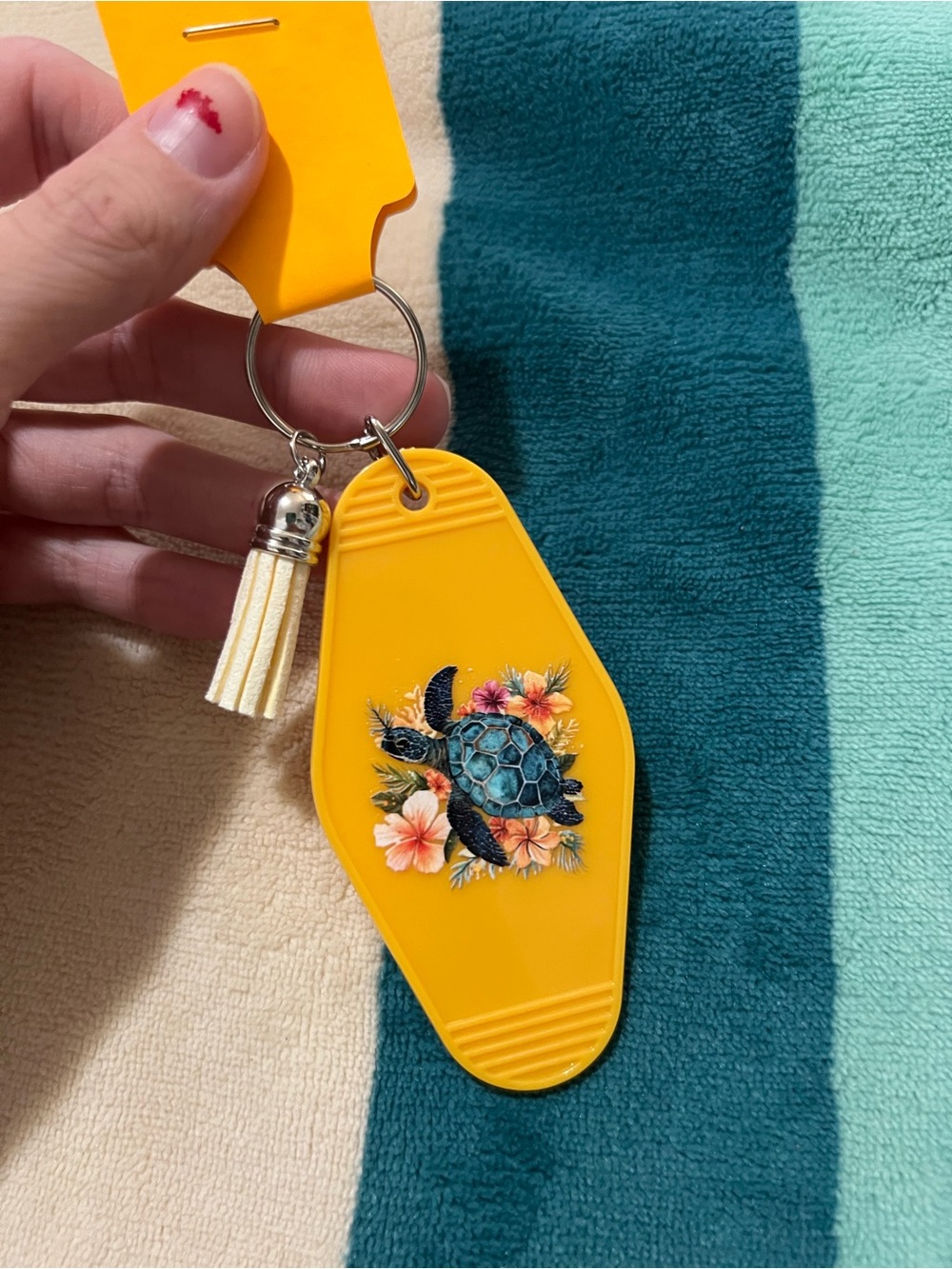 Tropical Sea Turtle Keychain 🌺